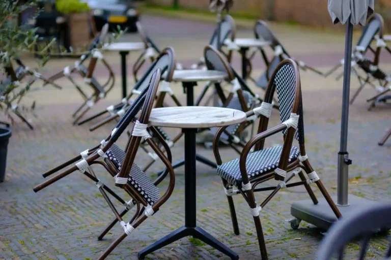 Café de l&rsquo;Esplanade : ce que ce nom recouvre et comment reconnaître une bonne adresse