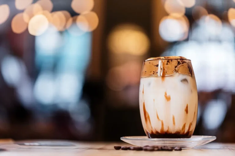 Café frappé : la recette pour une mousse réussie