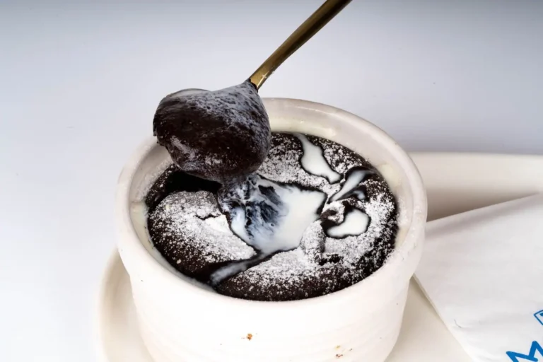Mug cake healthy : la recette de base et les substitutions