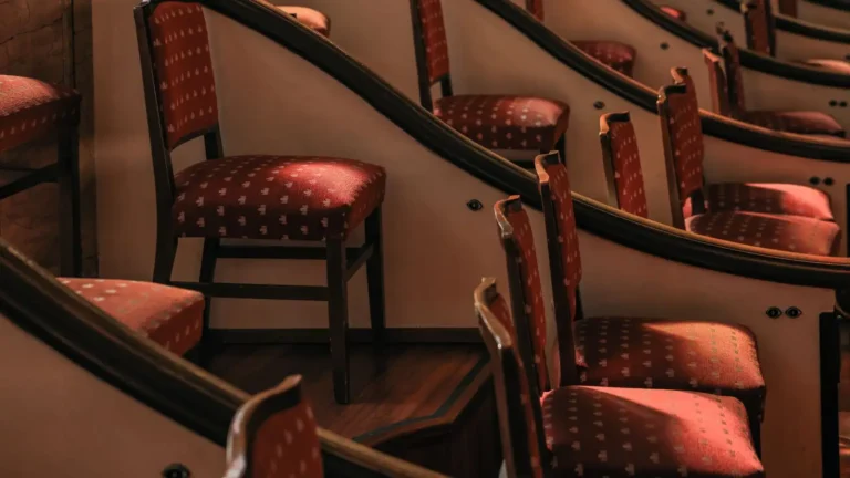 Théâtre Mogador : histoire et comédies musicales à Paris