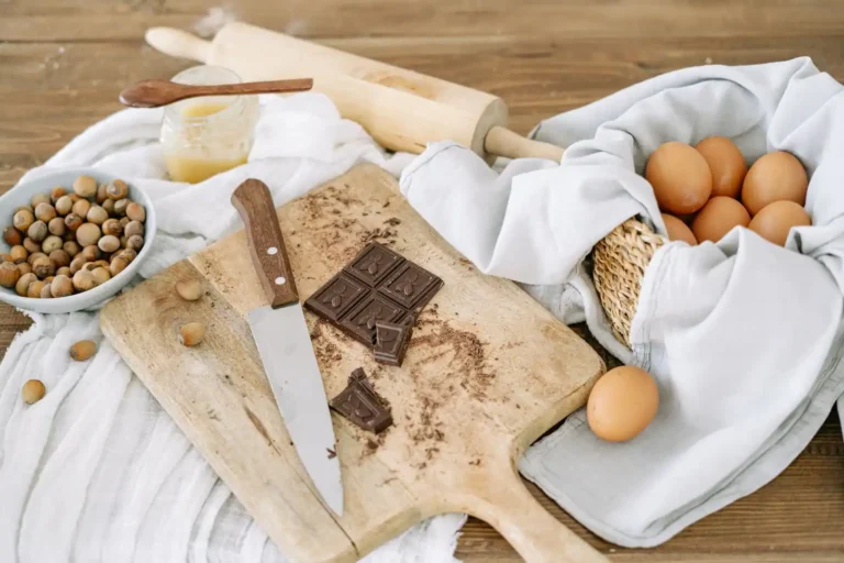 Desserts au chocolat : choisir, fondre, réussir