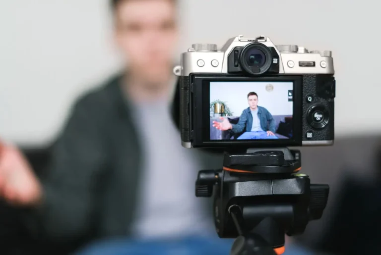 YouTube : comment la plateforme gagne réellement de l’argent
